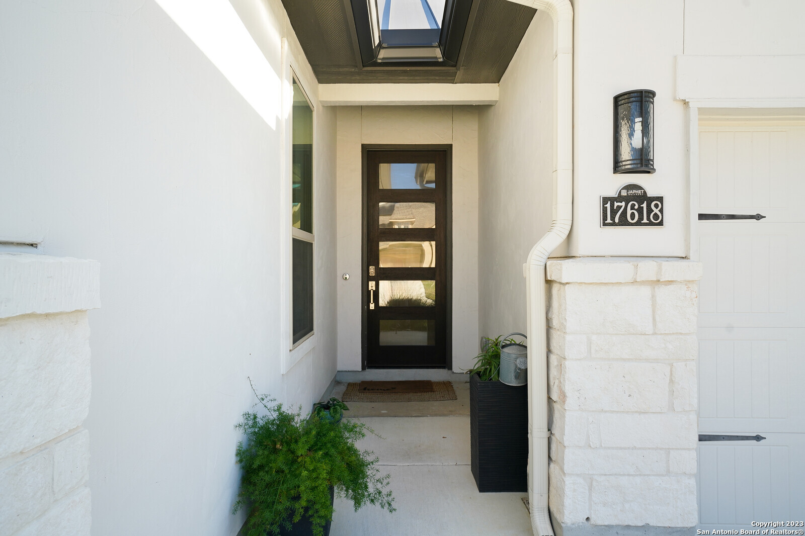 17618 Hillsedge Road San Antonio, TX 78257 - Photo 5 of 30