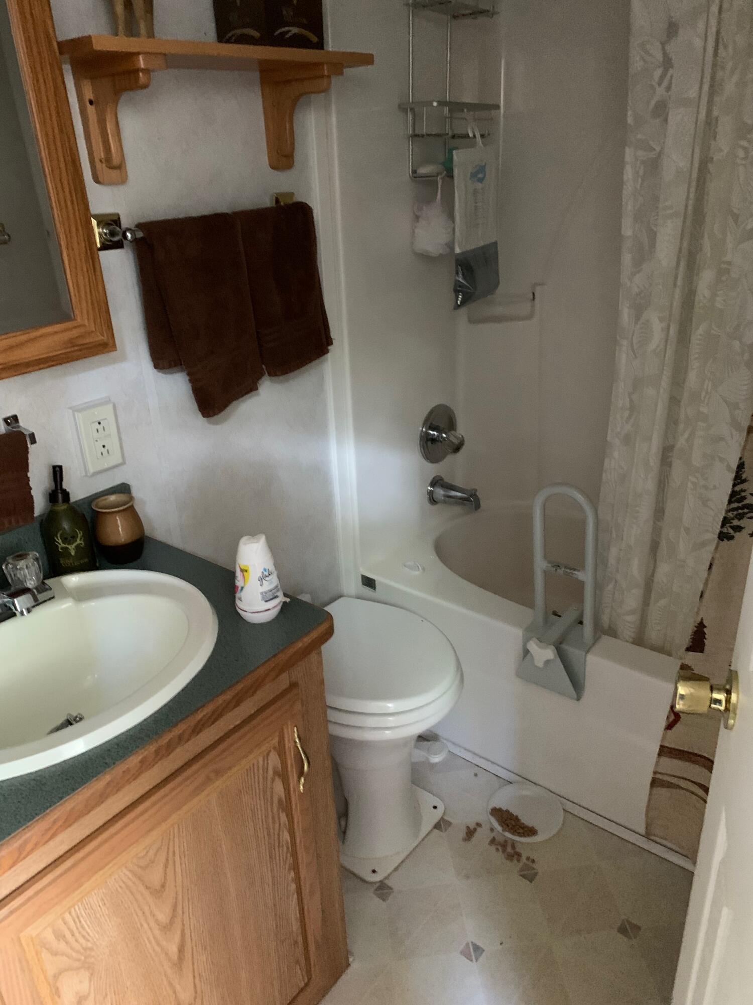 47 Indian Point Road Raymond, ME 04071 - Photo 7 of 26 IMG_7336