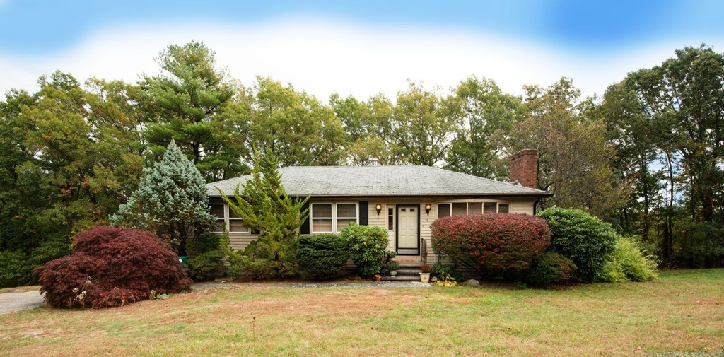 9 Richardson Road Burlington, MA 01803 - Photo 1 of 18 Gallery Image 1