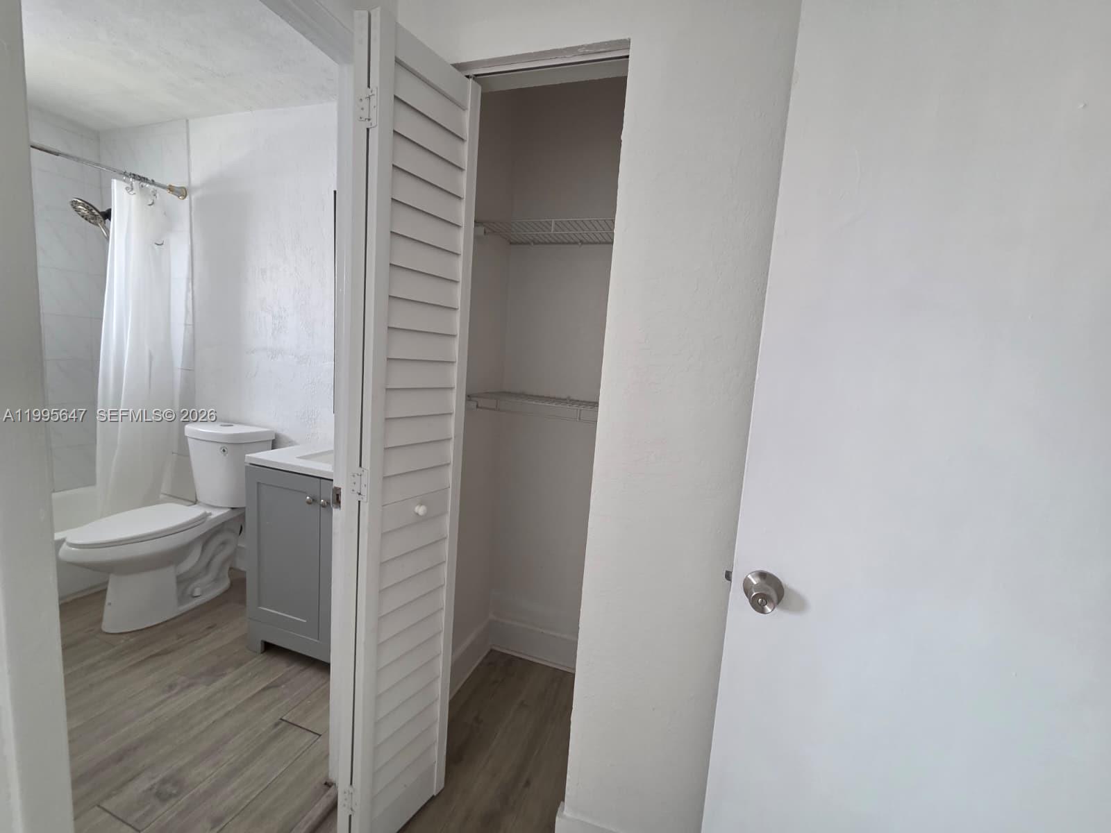 550 Southwest 115th Avenue, Unit 405H Sweetwater, FL 33174 - Photo 22 of 43