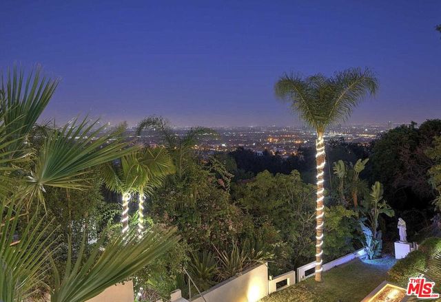 $13,500 | 8380 Hollywood Boulevard, Los Angeles, CA 90069