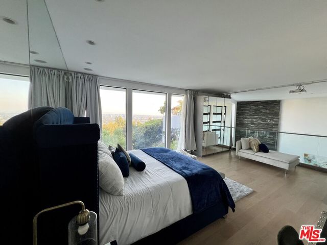 $13,500 | 8380 Hollywood Boulevard, Los Angeles, CA 90069