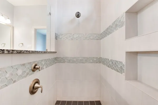 $3,150 | 15503 Bosque Valley Court, Cypress, TX 77433