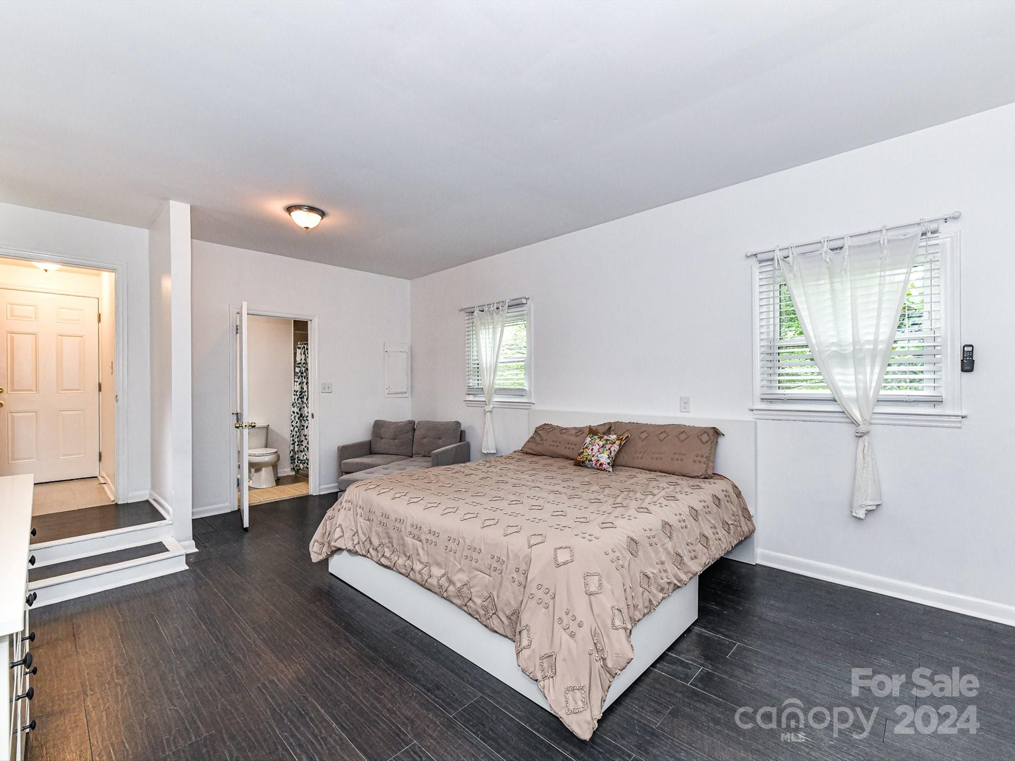 6400 Vernedale Road Charlotte, NC 28212 - Photo 9 of 21 Gallery Image 9
