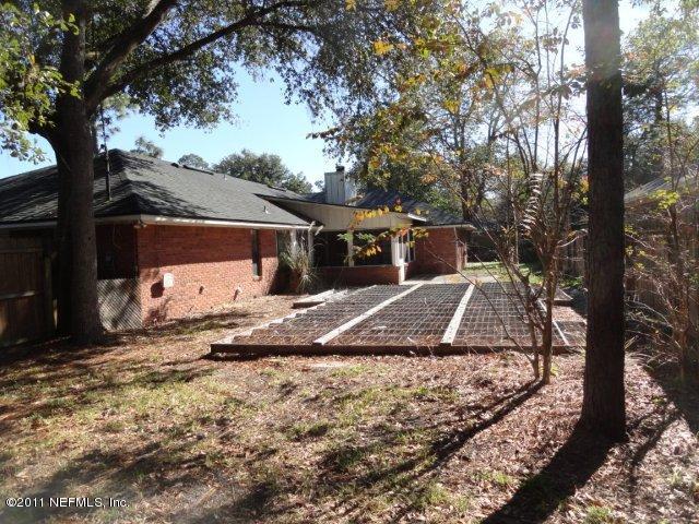 3298 Marbon Road Jacksonville, FL 32223 - Photo 6 of 6 Back yard
