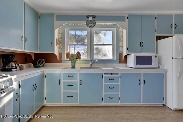 $1,049,000 | 21 Long Road, West Kill, NY 12492