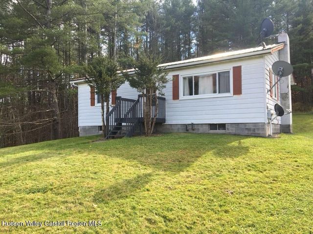 $1,049,000 | 21 Long Road, West Kill, NY 12492