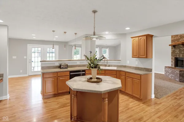 $624,900 | 421 Lowry Street, Jamestown, IN 46147