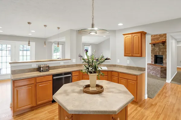 $624,900 | 421 Lowry Street, Jamestown, IN 46147