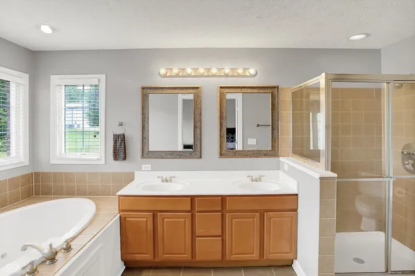 $624,900 | 421 Lowry Street, Jamestown, IN 46147