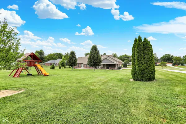 $624,900 | 421 Lowry Street, Jamestown, IN 46147