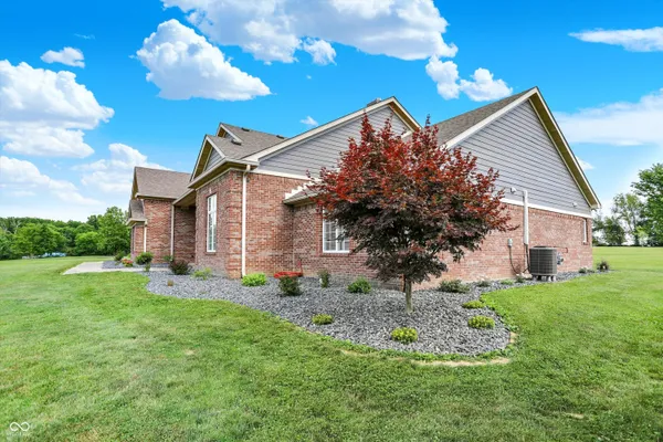 $624,900 | 421 Lowry Street, Jamestown, IN 46147