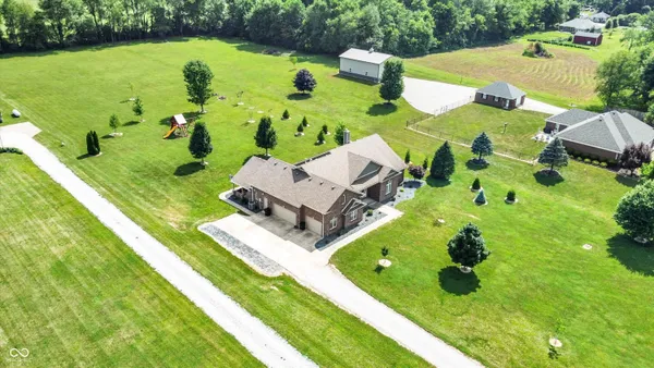 $624,900 | 421 Lowry Street, Jamestown, IN 46147