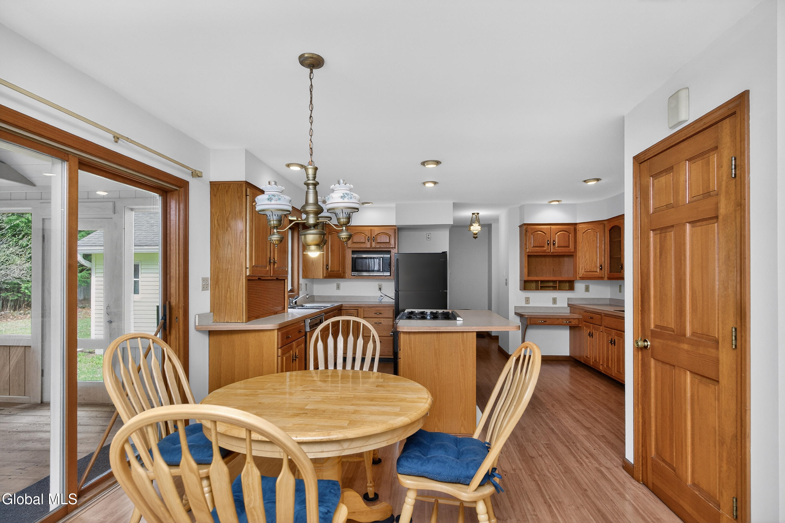 26 Sugar Pine Road Queensbury, NY 12804 - Photo 22 of 77 041-26-Sugar-Pine-Road-Queensbury-NY-128