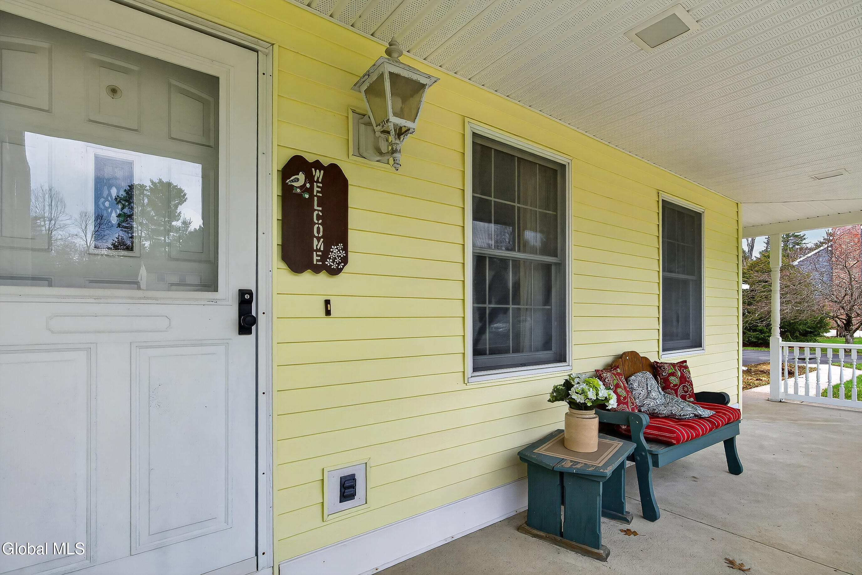 26 Sugar Pine Road Queensbury, NY 12804 - Photo 8 of 77 014-26-Sugar-Pine-Road-Queensbury-NY-128