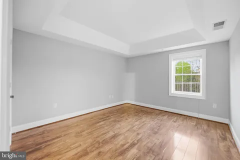 $280,000 | 6301 Edsall Road, Unit 117, Alexandria, VA 22312