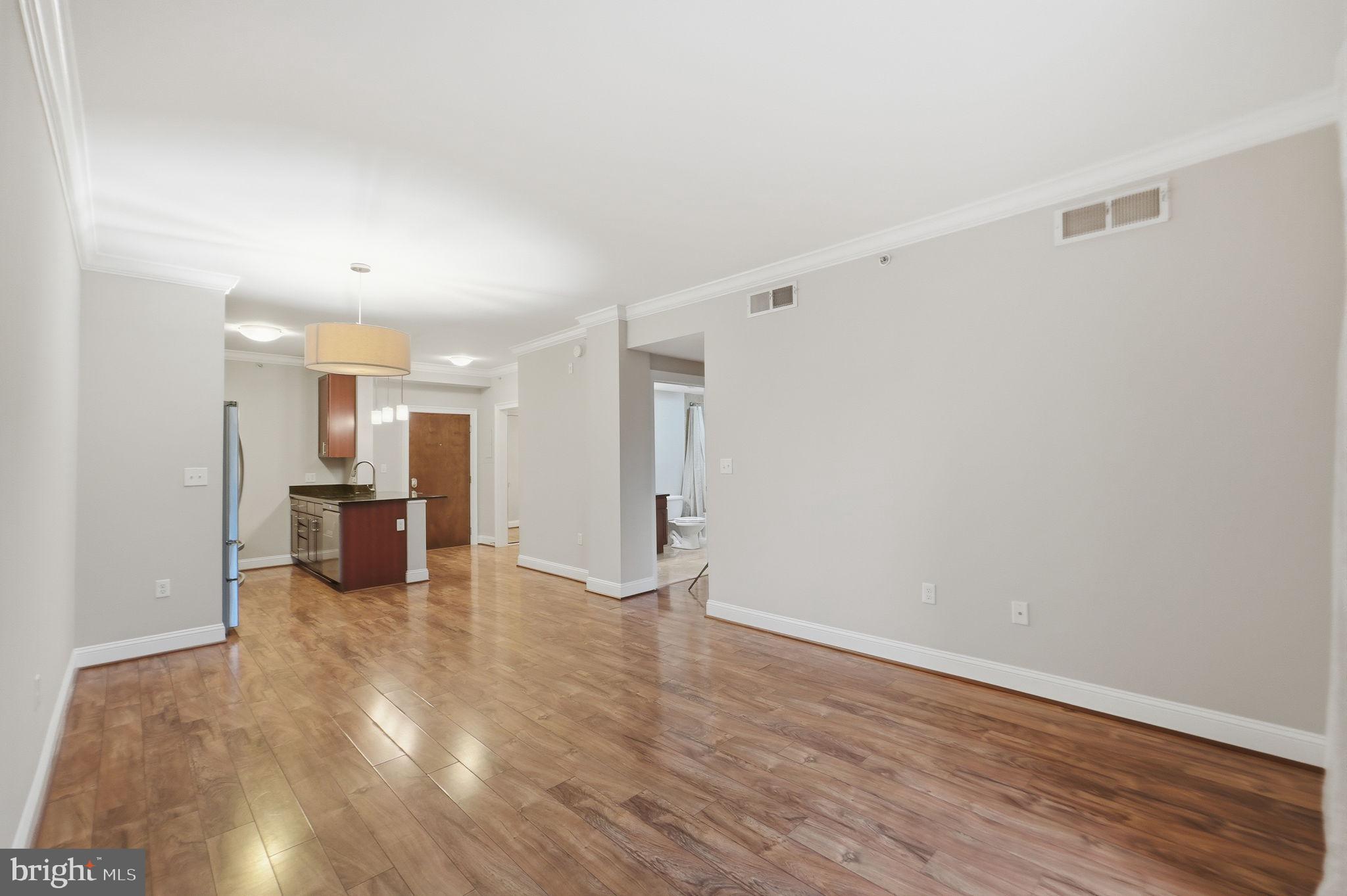 6301 Edsall Road, Unit 117 Alexandria, VA 22312 - Photo 18 of 30