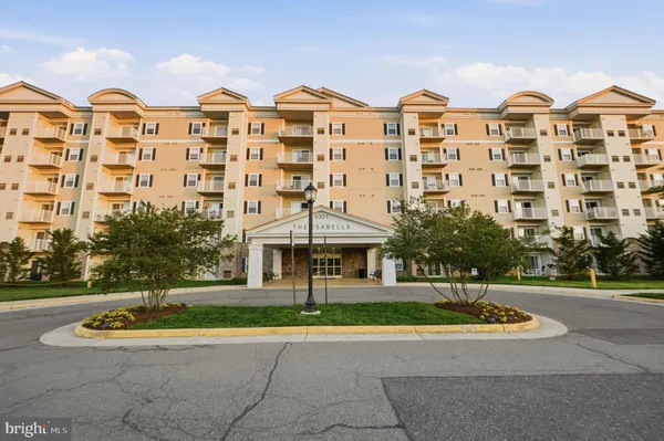 $280,000 | 6301 Edsall Road, Unit 117, Alexandria, VA 22312