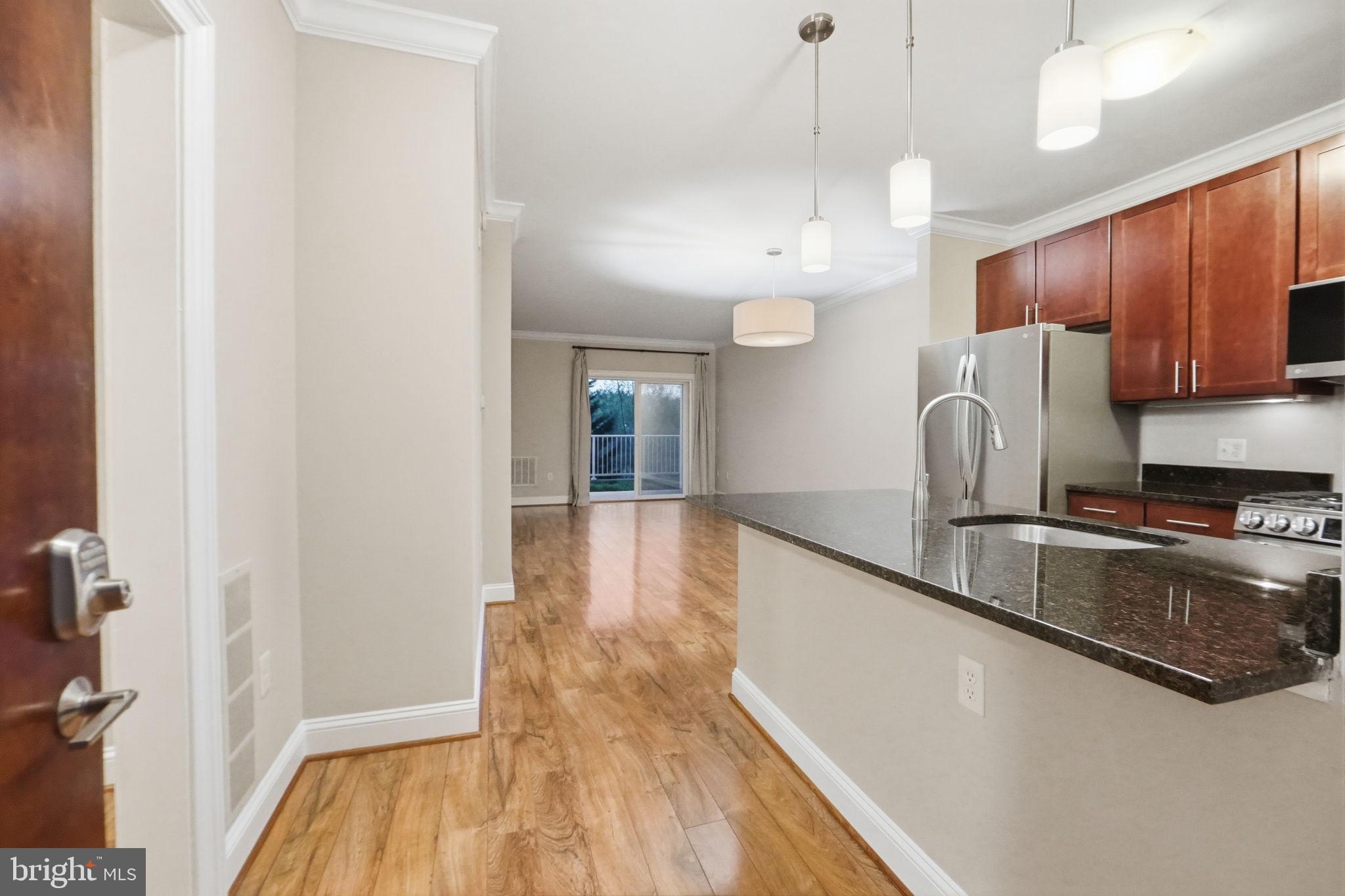 6301 Edsall Road, Unit 117 Alexandria, VA 22312 - Photo 7 of 30