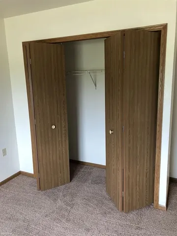 $608 | 219 Cleveland Avenue, Owosso, MI 48867