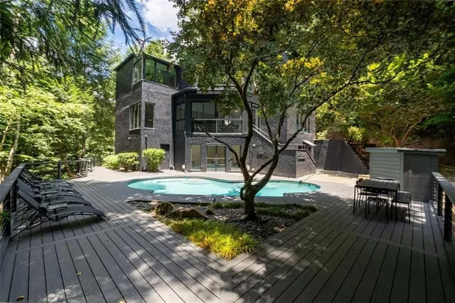 $1,399,999 | 4 West Wesley Ridge, Atlanta, GA 30327