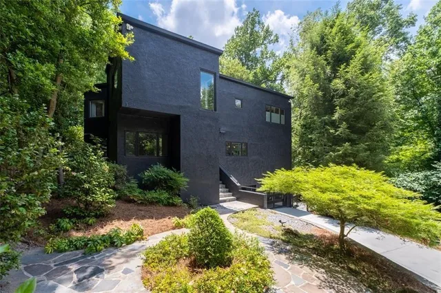 $1,399,999 | 4 West Wesley Ridge, Atlanta, GA 30327