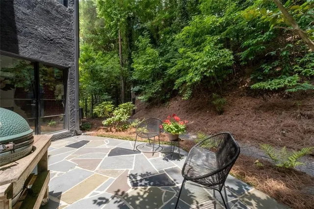 $1,399,999 | 4 West Wesley Ridge, Atlanta, GA 30327