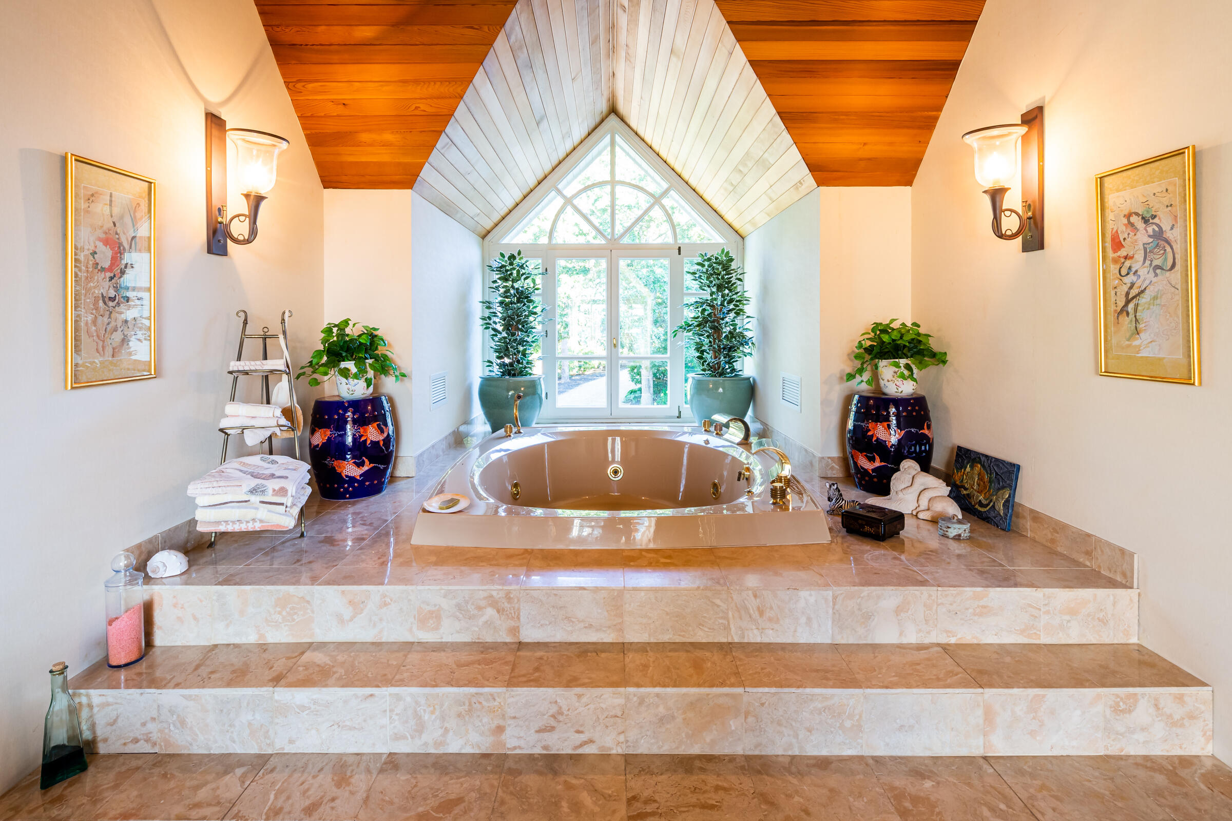255 Bayberry Way Osterville, MA 02655 - Photo 29 of 44 Jetted Tub