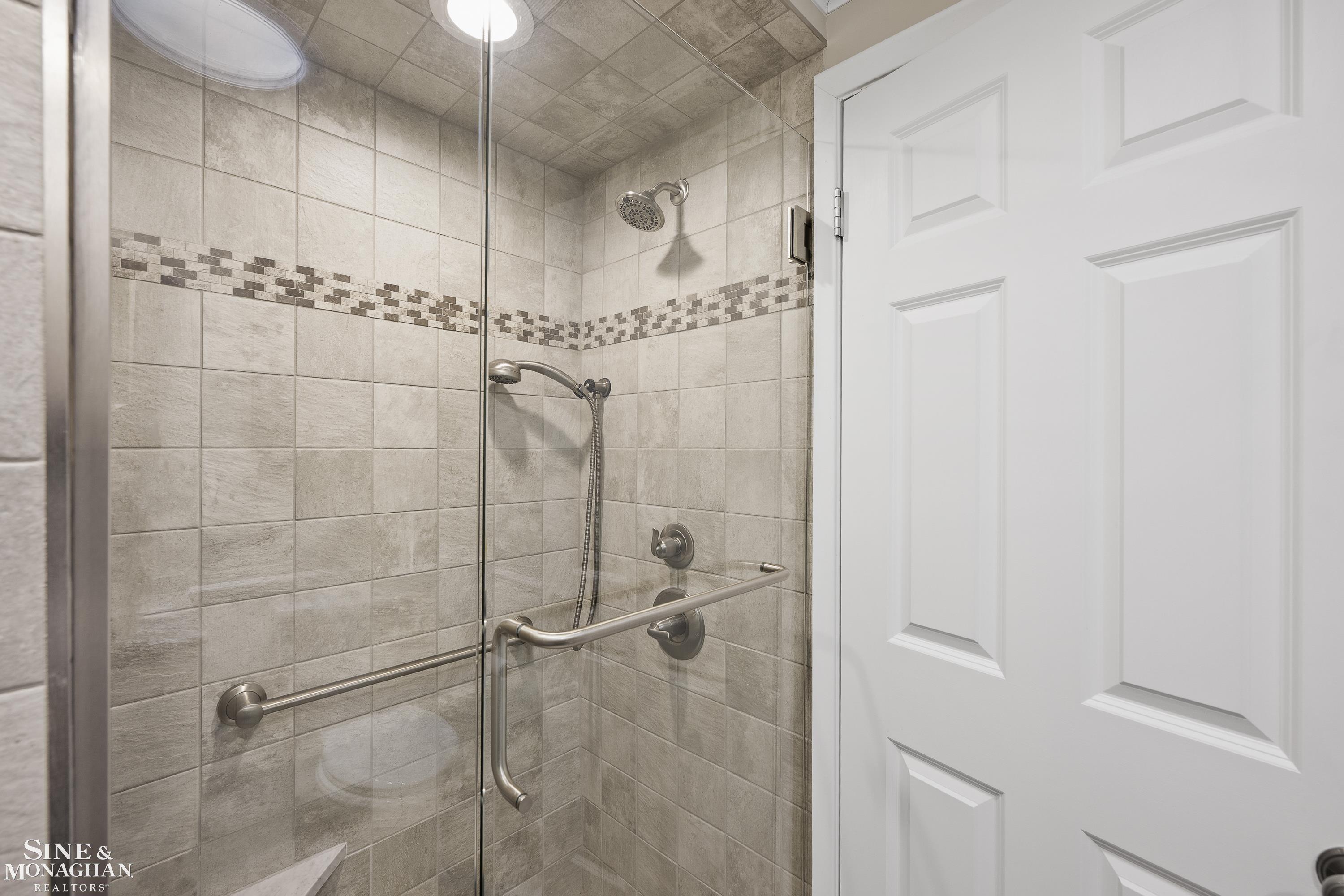 325 Stephens Road Grosse Pointe, MI 48236 - Photo 23 of 41 50171807-deb81e10-18f2-4838-bc0d-6cbba107f3be.JPG