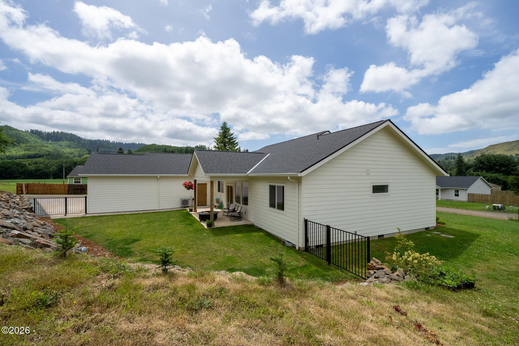 20165 Berkshire Road Beaver, OR 97112 - Photo 37 of 43