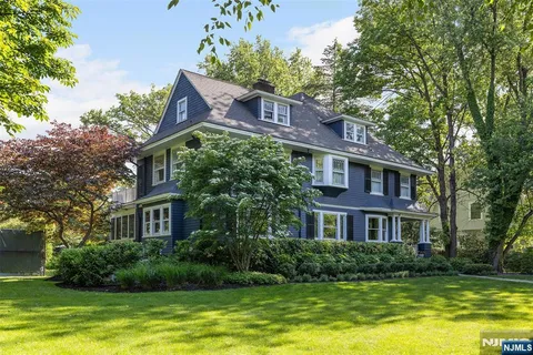 $3,295,000 | 162 Union Street, Montclair, NJ 07042