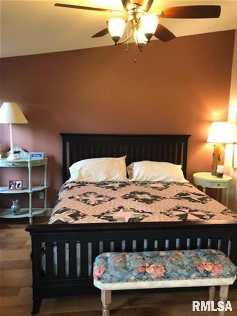 1022 Willow Road Macomb, IL 61455 - Photo 14 of 27 Gallery Image 14