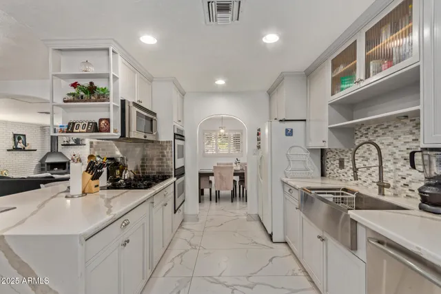 $899,999 | 1532 West Loma Lane, Phoenix, AZ 85021