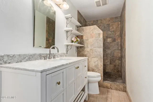 $899,999 | 1532 West Loma Lane, Phoenix, AZ 85021