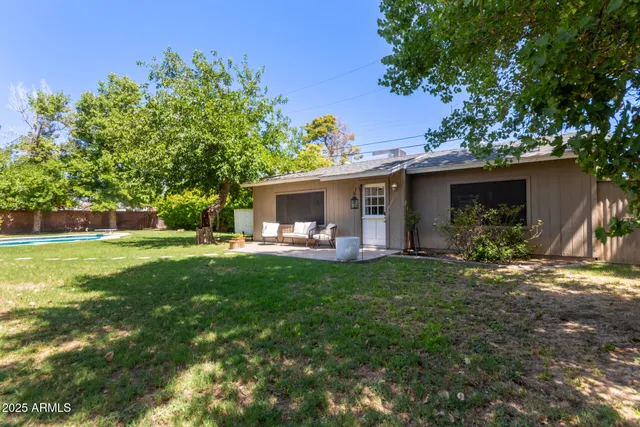 $899,999 | 1532 West Loma Lane, Phoenix, AZ 85021