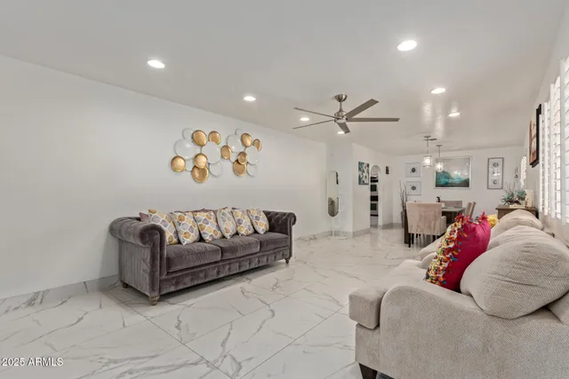 $899,999 | 1532 West Loma Lane, Phoenix, AZ 85021