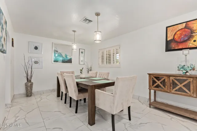 $899,999 | 1532 West Loma Lane, Phoenix, AZ 85021