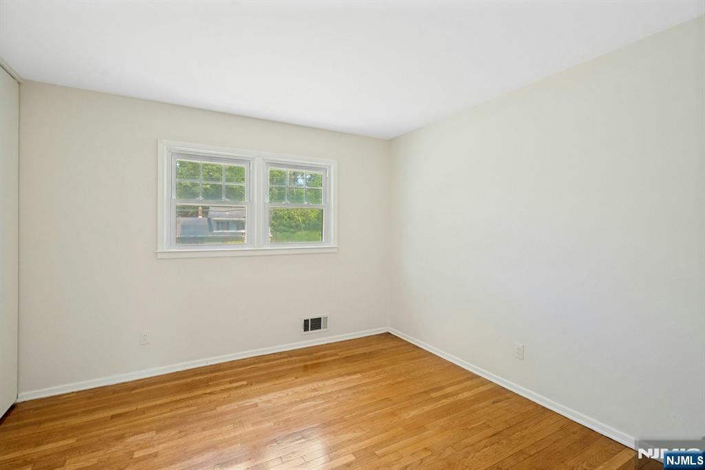 615 Maze Road River Vale, NJ 07675 - Photo 15 of 29