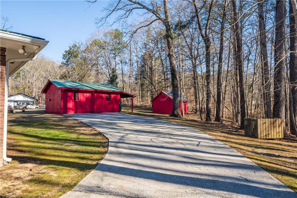 192 Saxon Court Canton, GA 30114 - Photo 4 of 40
