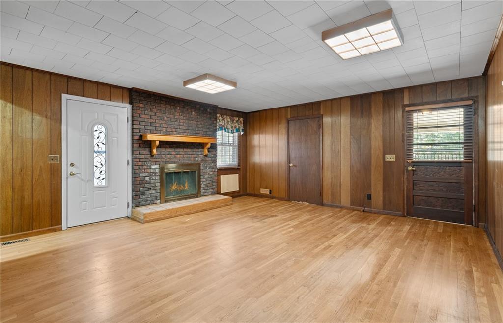 192 Saxon Court Canton, GA 30114 - Photo 9 of 40