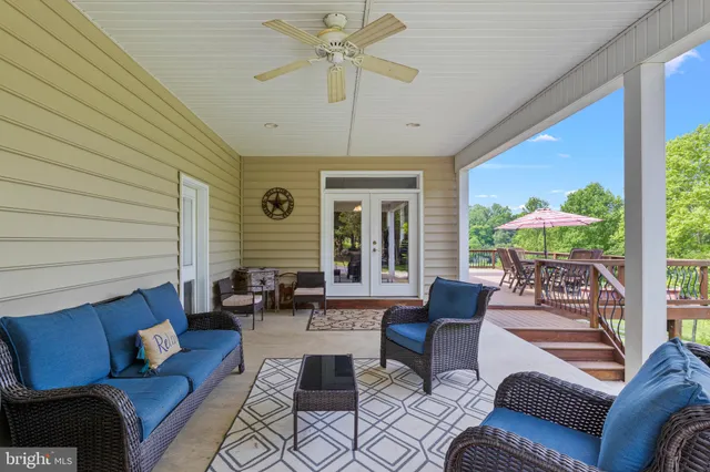 $2,250,000 | 7312 Oak Lane, Marshall, VA 20115