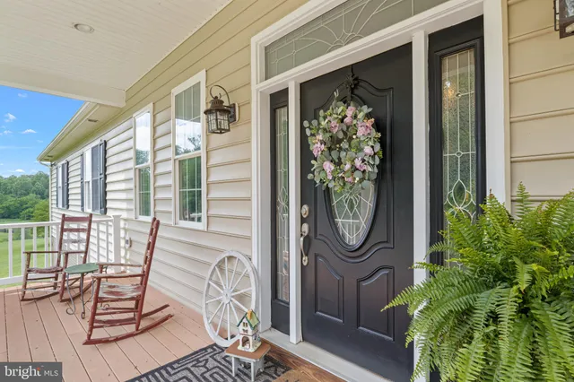 $2,250,000 | 7312 Oak Lane, Marshall, VA 20115