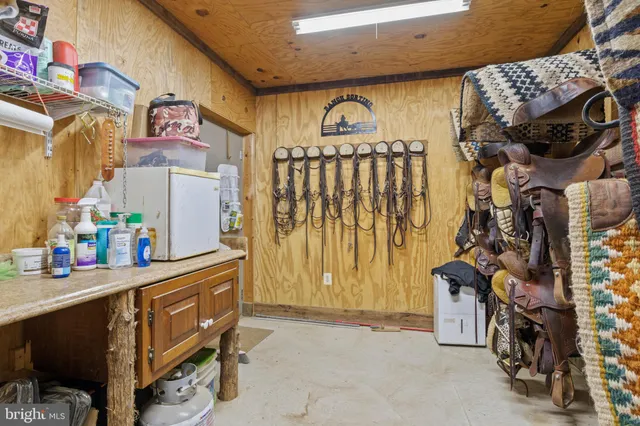 $2,250,000 | 7312 Oak Lane, Marshall, VA 20115