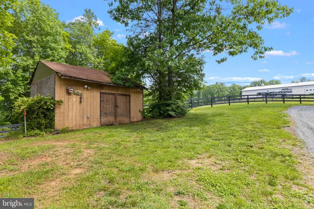 $2,250,000 | 7312 Oak Lane, Marshall, VA 20115