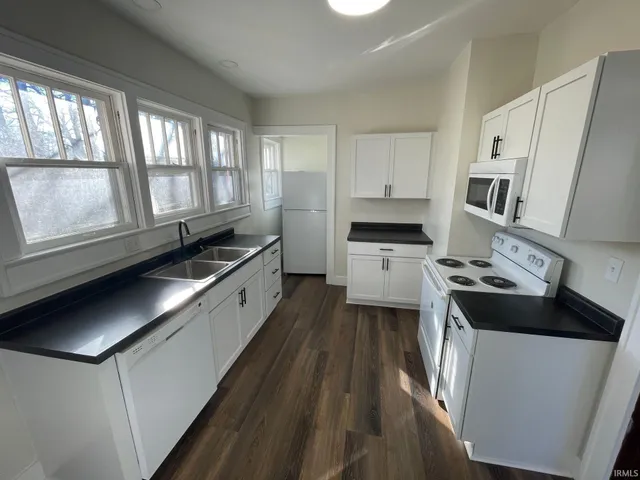 $768,000 | 402 East 1st Street, Bloomington, IN 47401