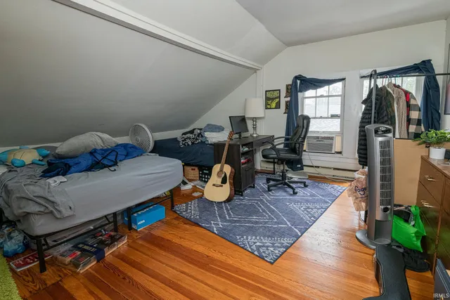 $768,000 | 402 East 1st Street, Bloomington, IN 47401