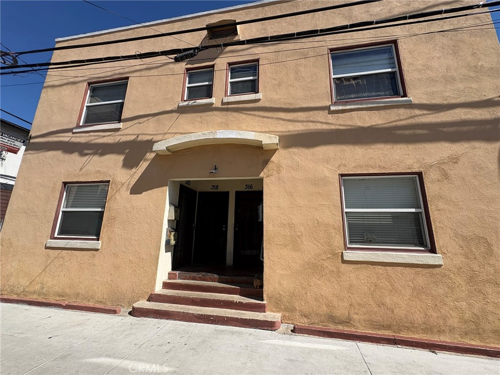 617 West 3rd Street Long Beach, CA 90802 - Photo 2 of 19