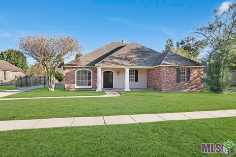 $355,000 | 3162 Riverway Drive, Baton Rouge, LA 70820