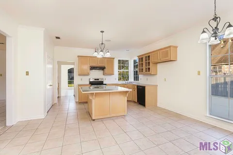 $355,000 | 3162 Riverway Drive, Baton Rouge, LA 70820