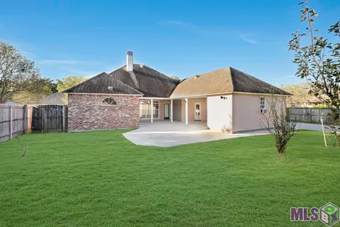 $355,000 | 3162 Riverway Drive, Baton Rouge, LA 70820